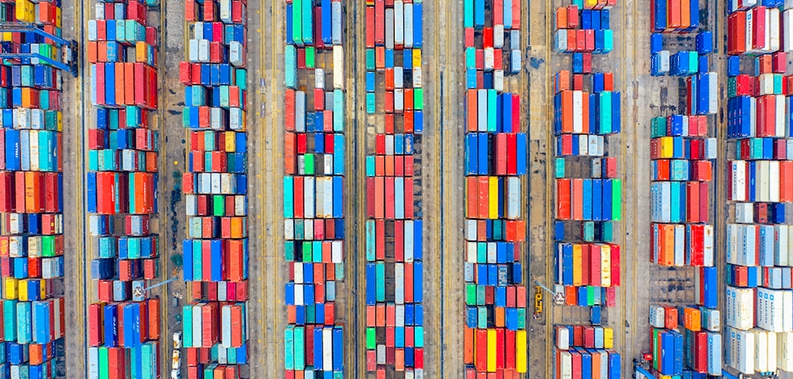 Tariff Surges + Multi-Platform Siege: How Can Cross-Border E-Commerce Logistics Managers Navigate the VUCA Era?